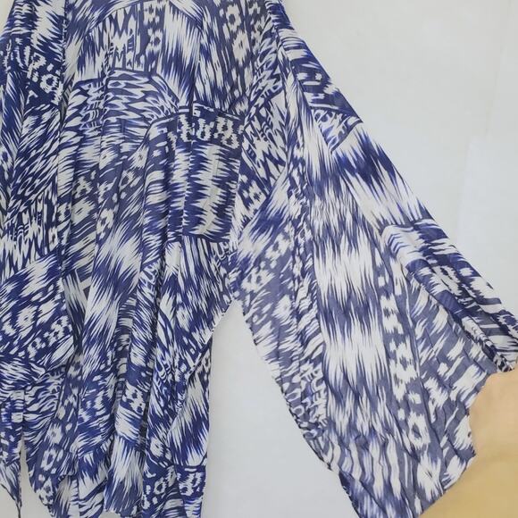 Michael Stars | Ruana Pattern Convertible Coverup - Picture 4 of 8